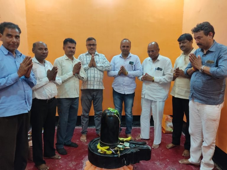 देव प्राण प्रतिष्ठा ,श्रीमद्भागवत कथा , रामकथा समापन के बाद हुआ भंडारे का आयोजन