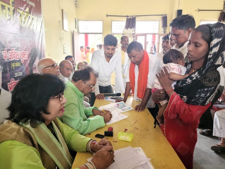 आमजन की समस्याएं हल कराना प्राथमिकता-प्रतिभा शुक्ला