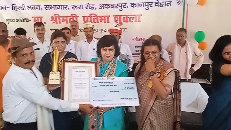 सम्मान-शिक्षक समाज को सही दिशा प्रदान करते हैं-राज्यमंत्री