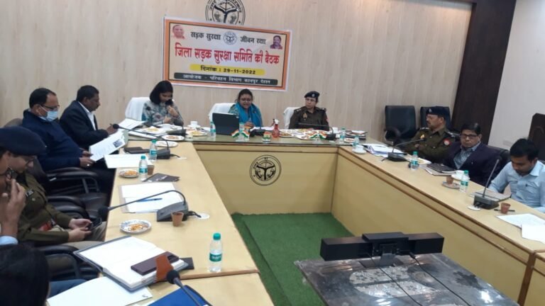 एआरटीओ प्रशासन को डीएम ने लगाई लताड़