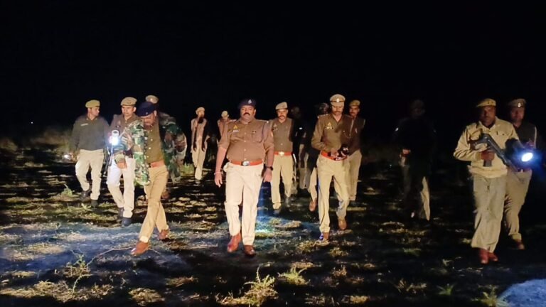 प्रतिबंधित पशु तस्करों से पुलिस की भिड़ंत,एक घायल