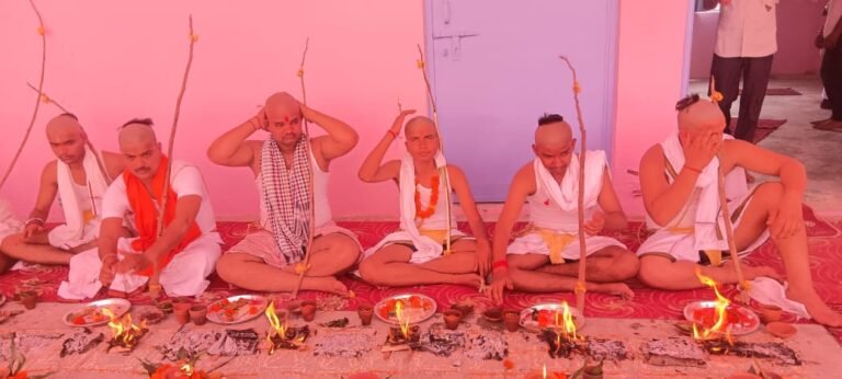 उपनयन संस्कार के लिए कहां उमड़े लोग