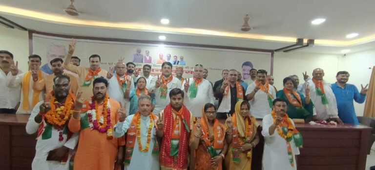 कानपुर देहात में भाजपा अध्यक्ष पद पर नौ जगह फहराया परचम