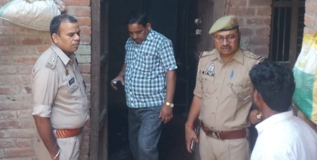 आग से जलकर मां के साथ मरा मासूम