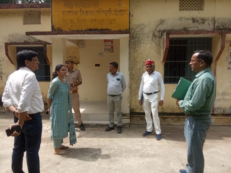 सीडीओ ने गंदगी मिलने पर जताई नाराजगी