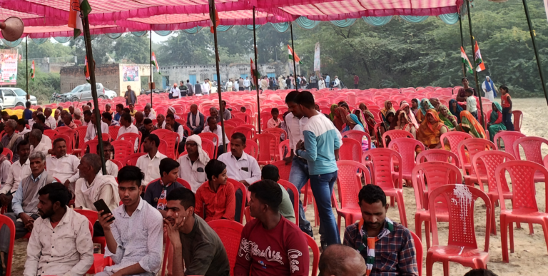 कुर्सियां खाली,दिल्ली जाने की जल्दी के बीच दस मिनट में कांग्रेस की रणनीति बता गए प्रदेश अध्यक्ष अजय राय