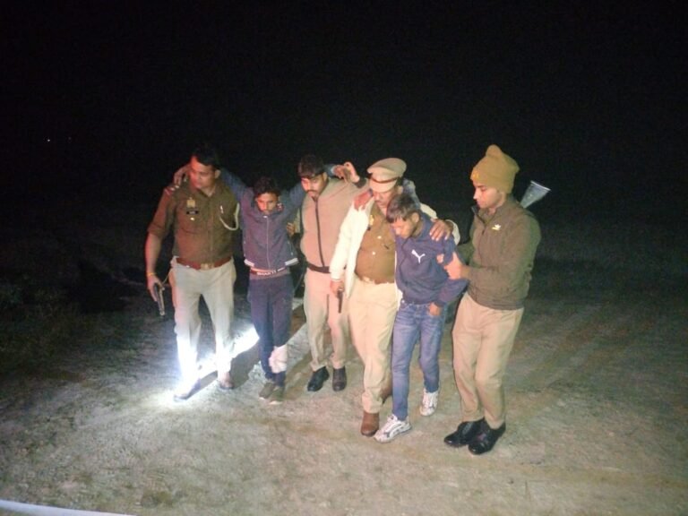 आपरेशन लंगड़ा -लूट के दो आरोपियों के पैर में लगी गोली
