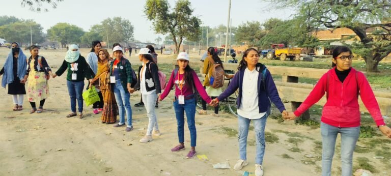 हमने है ठाना,वोट है बनवाना,मतदान के लिए नही चलेगा कोई बहाना