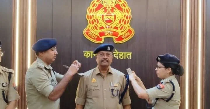निरीक्षक संजय गुप्ता बने सीओ, एसपी ने लगाए स्टार