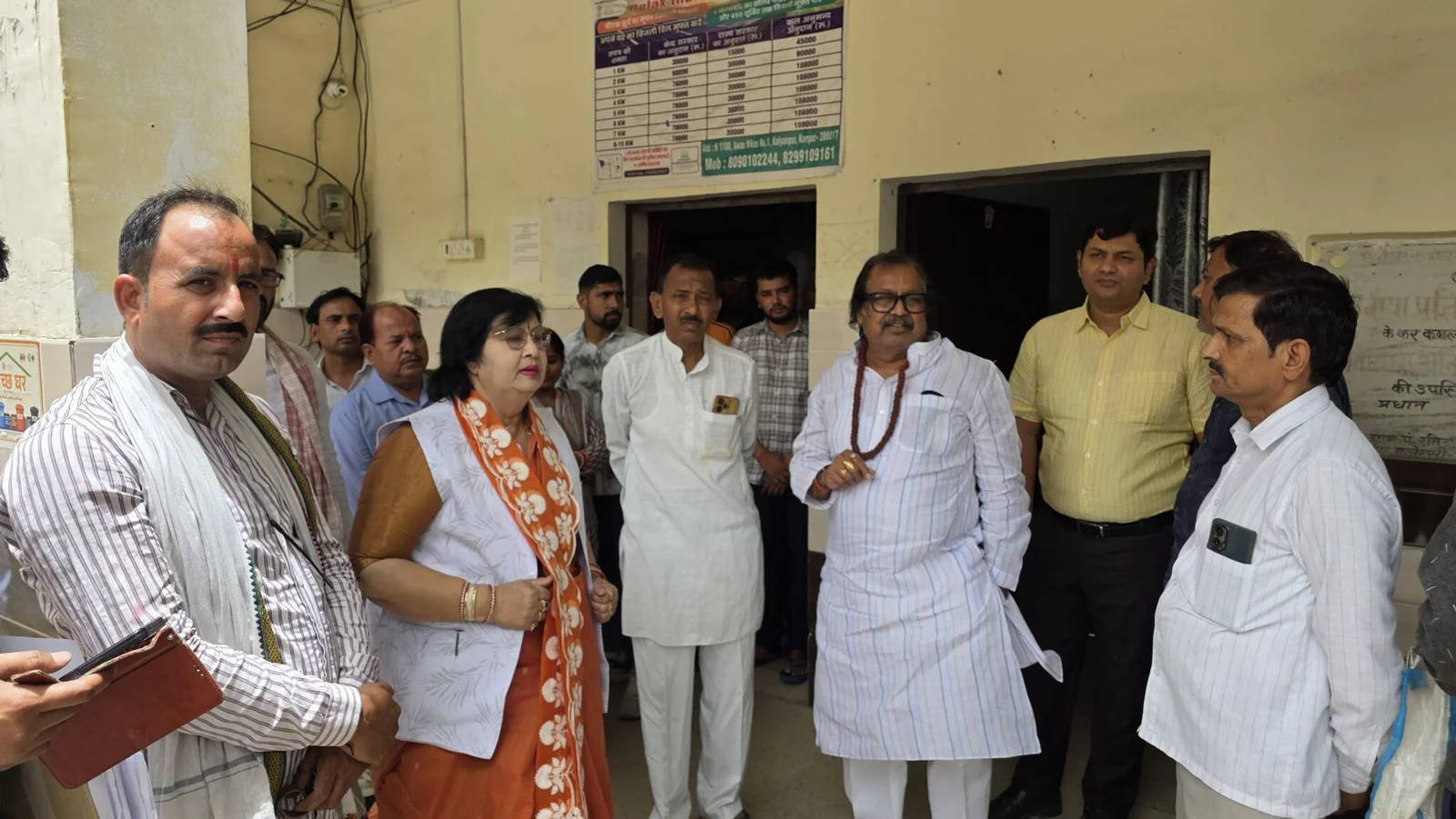 मंत्री को दो घंटे तक रजिस्टर दिखाने के लिए ईओ ने करवाया इंतजार
